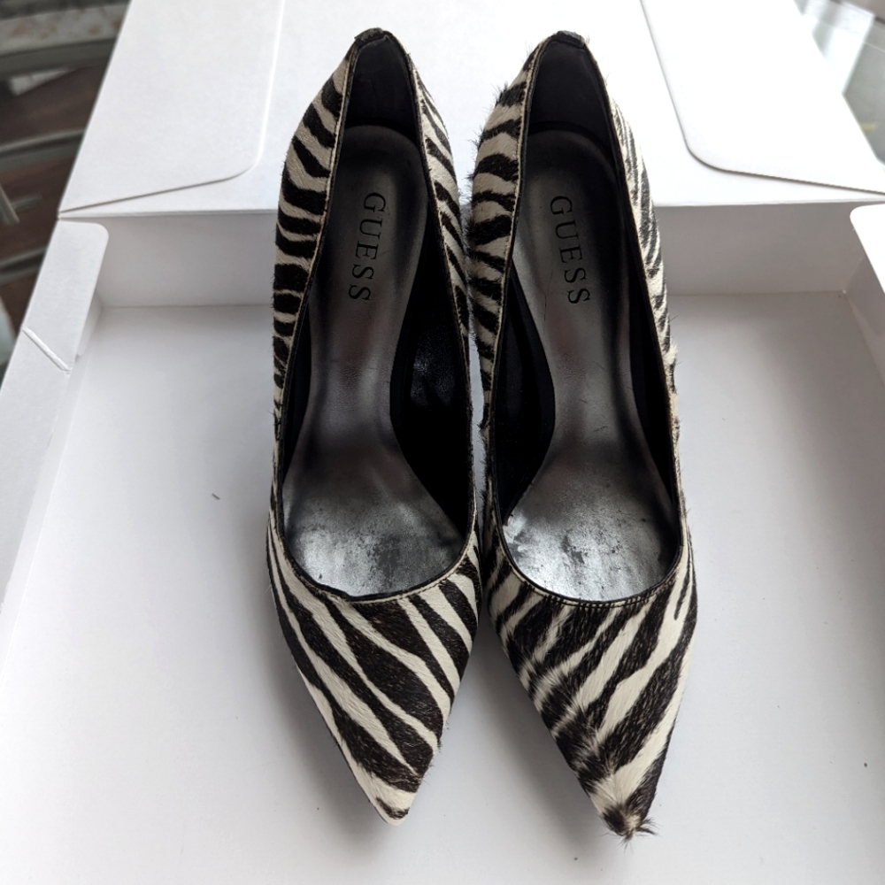 GUESS White Black Zebra Animal Print